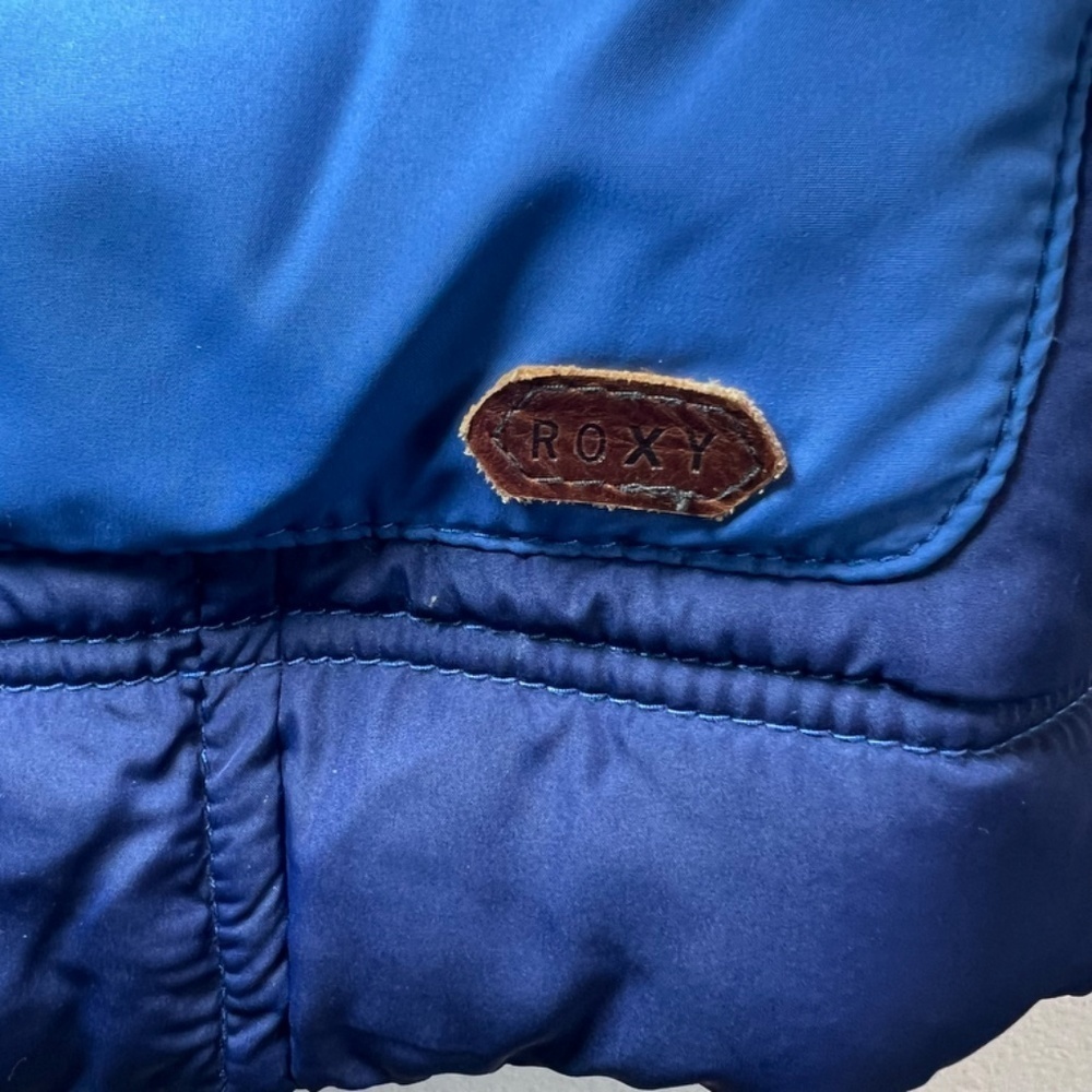 Roxy Quilted Puffer Vest Red Blue Colorblock 70s Retro Lined Cozy Outdoor Medium - Picture 8 of 11